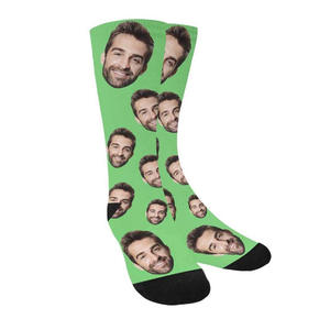 Mettez la <span class=keywords><strong>photo</strong></span> de votre visage <span class=keywords><strong>sur</strong></span> des chaussettes Chaussettes de sublimation pour hommes personnalisées Chaussettes d'<span class=keywords><strong>impression</strong></span> 3d par sublimation de haute qualité pour hommes - Product Image 5