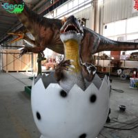 Gecai Animatronic Modèle de bébé dinosaure juste éclos d'un œuf de dinosaure