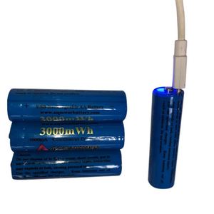 Batería de iones de litio personalizada recargable Aa tamaño 1800mwh Micro Usb de carga 1,5 V Aa baterías - Product Image 4