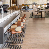 Ensemble de meubles JEILI contemporains en bois massif avec base en métal tressé, table et chaises pour hôtel, restaurant commercial, projet hôtelier