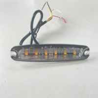 3535 슈퍼 밝은 LED 스트로브 조명 앰버 경고등 차량 슬림 사이즈 R10 R65 CE UKCA 충족 CISPR 25 클래스 3 새로운 조건