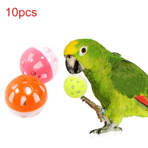 10 adet Pet papağan oyuncak renkli Hollow haddeleme çan topu kuş oyuncak Parakeet atiatiel papağan Chew kafes eğlenceli oyuncaklar Pet kuş malzemeleri