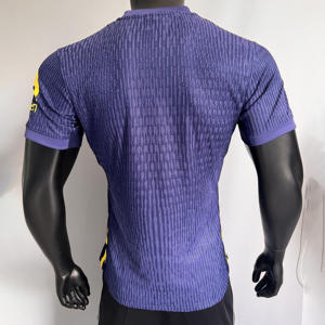 100% Polyester Geautomatiseerd Knipwerk Madrid 25/26 Voetbalshirt Trainingspak Voetbaltenue Shirt Voetbalkamp Sportkleding - Product Image 2