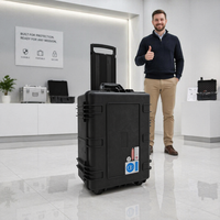 Nettoyeur laser à fibre haute efficacité 500W, design portable avec valise, pour l'élimination de la rouille, de la peinture et de l'oxyde sur le métal, et le nettoyage des graffitis.