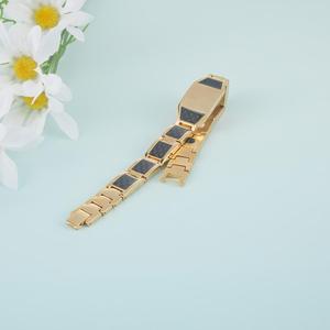 Bracelet à breloques de mode aimant coeur léger accessoire de soulagement de la douleur <span class=keywords><strong>neuropathe</strong></span> - Product Image 6