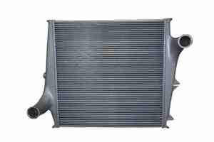 ボルボトラック部品スペアインタークーラー85000484 20566842 3183747 20758816 20936050 - Product Image 3