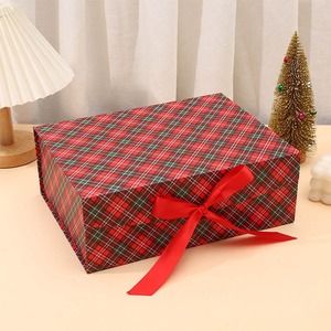 High quality Christmas Eve gift <b>paper</b> <b>packaging</b> box, scarf magnetic <b>packaging</b> box can be customized according to needs - Product Image 4