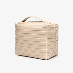 2026新款时尚条纹拉链旅行化妆收纳包大容量分隔防水便携户外护肤包 - Product Image 6