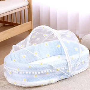 Nido de Bebé de Lujo 100% Algodón con Mosquitera, Cuna Portátil para Recién Nacidos, Colchón y Almohada para Dormir Seguro - Product Image 1