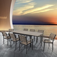 Ensemble de table et de chaises de restaurant sur terrasse avec plateau de table extensible et inclinable, ensemble de patio en bois populaire pour l'extérieur avec 8 chaises