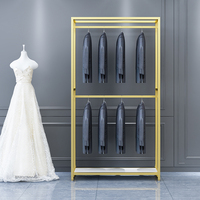 Présentoir de Luxe en Acier Inoxydable Doré pour Robes de Mariée – Étagères Professionnelles pour Boutiques de Vêtements et Magasins de Mariage