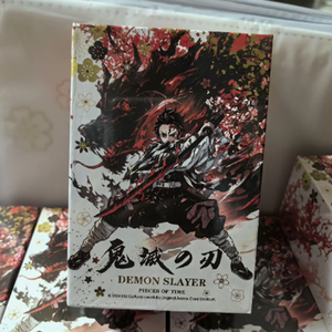Douqu <span class=keywords><strong>Demon</strong></span> <span class=keywords><strong>Slayer</strong></span> <span class=keywords><strong>Kimetsu</strong></span> <span class=keywords><strong>No</strong></span> <span class=keywords><strong>Yaiba</strong></span> Vol.2 <span class=keywords><strong>Anime</strong></span> Character Surprise Blind Box Kit Misterioso da Collezione per Appassionati - Product Image 1
