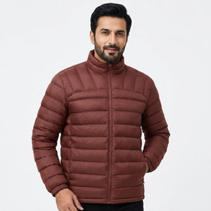 Chaqueta de Invierno Ligera Resistente al Agua para Hombre con Resistencia al Viento Estilo Urbano Logotipo Frontal OEM Personalizable - Product Image 1