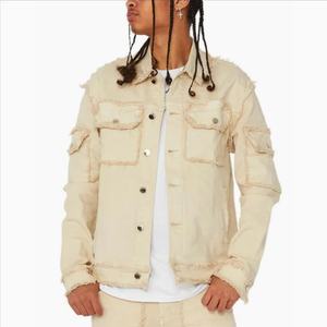 Chaqueta de Mezclilla Desgastada de Otoño, Estilo Urbano, Holgada, con Múltiples Bolsillos y Bordes Deshilachados, Color Beige, para Hombre, Fabricante de Chaquetas - Product Image 1