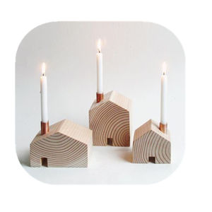 Bougeoir <span class=keywords><strong>en</strong></span> <span class=keywords><strong>bois</strong></span> personnalisé <span class=keywords><strong>en</strong></span> forme de maison Chandeliers minimalistes Support de vase à tige unique Tube à essai <span class=keywords><strong>en</strong></span> verre Jardinière <span class=keywords><strong>en</strong></span> <span class=keywords><strong>bois</strong></span> - Product Image 2