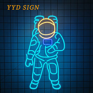 Enseigne néon LED étanche et anti-poussière pour extérieur, design OEM gratuit, motif astronaute, pour décoration extérieure - Product Image 2