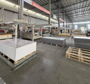 แผ่นพีวีซีเคลือบเงา 3 ชั้น ผลิตด้วยกระบวนการ CO-Extrusion - Product Image 5