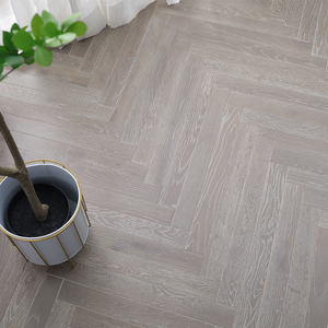 Suelo <span class=keywords><strong>de</strong></span> Madera Maciza <span class=keywords><strong>de</strong></span> Roble <span class=keywords><strong>de</strong></span> Diseño Moderno <span class=keywords><strong>de</strong></span> 18 mm <span class=keywords><strong>de</strong></span> Espesor, Superficie Gris para Interiores con Acabado UV Lacado a Precio <span class=keywords><strong>de</strong></span> Fábrica - Product Image 4