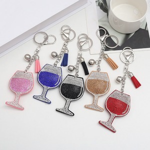 Porte-clés en verre à vin avec strass, cadeau de Noël 2026, promotionnel, diamant incrusté, porte-clés en métal avec pompon - Product Image 1