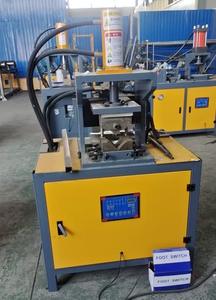 Machine de découpe d'<span class=keywords><strong>angle</strong></span> hydraulique à moulage unique, <span class=keywords><strong>angle</strong></span> de pliage à <span class=keywords><strong>45</strong></span> degrés/90 degrés, machine à moulage unique - Product Image 2