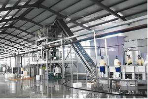 Sıcak satış 1000L-10000L paslanmaz çelik 304/316 içecek ve şarap makinesi suyu üretim için pompa Motor çekirdek bileşenleri içeren