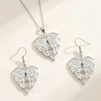 Collier et boucles d'oreilles de luxe légers en alliage électroplaqué, motif ailes d'ange et ailes en forme de cœur, pour femme, vente chaude transfrontalière