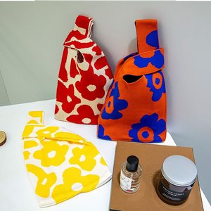 Sac fourre-tout tricoté polyvalent pour l'extérieur, sac tendance influenceur, pochette de rangement pour téléphone portable, sac cadeau, sac à main pour femme - Product Image 4