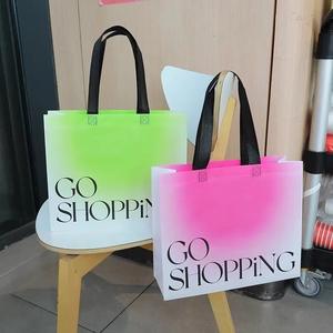 Sacs non tissés en tissu personnalisés Sacs d'épicerie réutilisables Sacs non tissés Boutique de cadeaux pour la promotion - Product Image 3