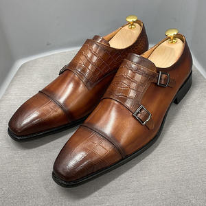 Chaussures en cuir véritable de haute qualité, fabriquées à la main, élégantes et tendance, respirantes, pour le bureau, les occasions décontractées et les affaires. - Product Image 1