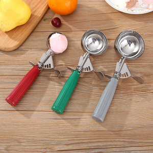 Cuchara Grande Ecológica de Acero Inoxidable para Helado con Mecanismo de Presión para Galletas, Chocolate y Bolas en Forma de Cubo - Product Image 4