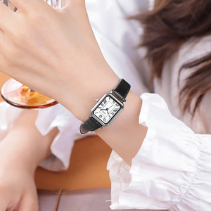 นาฬิกาข้อมือหนังแท้ทรงสี่เหลี่ยมเล็กสไตล์มินิมอลระดับไฮเอนด์แบบวินเทจ - Product Image 3