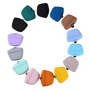 Manufacturer-Supplied Fashionable Silicone Pet Training Waist Bag <b>Dog</b> Snack Bag for Outdoor Training - Product Image 2