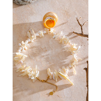 Collier en perles de coquillage de luxe JINYOU 627, pendentif en forme de coquille, chaîne en acier inoxydable plaqué or, bijoux pour femmes