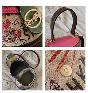 Tas Trendi Laris 2026 untuk Wanita, Tas Selempang Kulit PU Motif Beruang Kecil dengan Grafiti, Tas Bucket untuk Wanita - Product Image 5