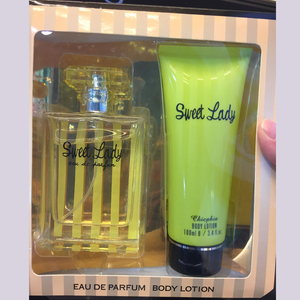 Chiphia Rêve Parfum femme 2 Pièces Ensemble De Cadeau De Parfum, 100ml Eau De Toilette et 100ml Lotion Pour Le Corps - Product Image 4