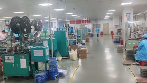 Toksik ve Zararlı Gazlar için Renkli LCD Ekranlı ve Üç Seviyeli Alarm Özellikli Yeni Taşınabilir 4'ü 1 Arada Çoklu Gaz Dedektörü - Product Image 6