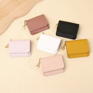 Porte-monnaie multifonctionnel en cuir PU Porte-monnaie Zéro Portefeuille court Pochette Petit porte-clés Porte-cartes de crédit avec porte-clés - Product Image 1