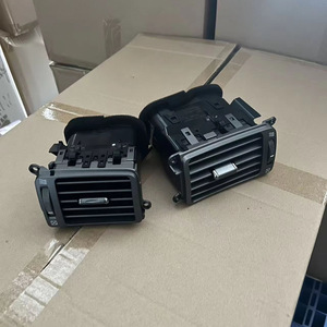 ช่องระบายอากาศ Lexus LS430 รุ่น OE55670 50050 ด้านคนขับและด้านผู้โดยสาร พร้อมสกรูยึดพลาสติก - Product Image 1