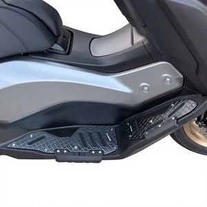 Ensemble de repose-pieds de moto en aluminium CNC antidérapants avec coussinets de préhension pour la rénovation du scooter Yamaha NMAX155 - Product Image 2