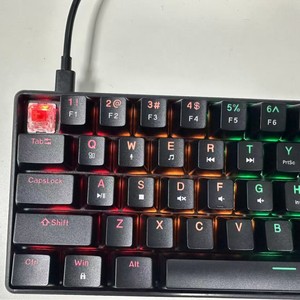 2025 最新 K61 机械键盘 人体工学有线办公游戏 RGB 背光机械键盘 红轴机械键盘 - Product Image 4