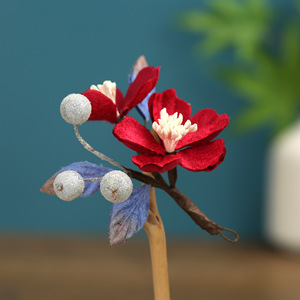 Nouvelle coiffure en velours rouge et bleu à motif papillon de style chinois pour les mariées, les robes de matin et les Hanfu classiques - Product Image 4