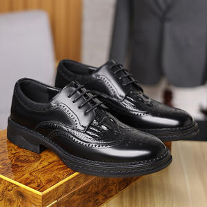 Zapatos de Hombre Otoño 2025, Zapatos Brogue Tallados Formales de Negocios de Alta Gama, Calzado Transpirable de Moda para Jóvenes Adultos - Product Image 1