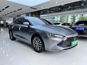 BY-D Qin PLUS 2022混合动力DM-i 55公里旗舰轿车左舵驾驶R17轮胎15,000千米里程欧6标准 - Product Image 3