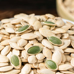 Nuevas Semillas de Calabaza GWS 10mm+ Crudas Orgánicas Envasadas al Vacío a Granel para el Mercado Europeo de Alimentos Saludables - Product Image 2