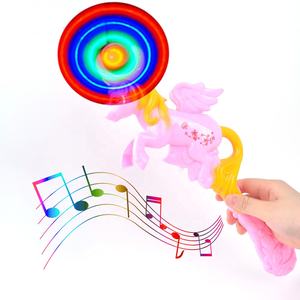 Enfants éclairent <span class=keywords><strong>licorne</strong></span> jouet bâton d'éclairage led musique rainbow filature moulin à vent baguette - Product Image 1