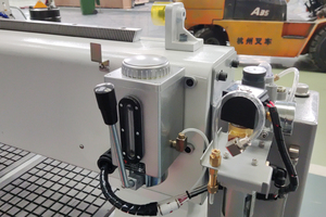 Gran oferta, enrutador <span class=keywords><strong>Cnc</strong></span> de madera de 3 ejes, 1300x2500mm, corte acrílico de madera personalizado, enrutador <span class=keywords><strong>Cnc</strong></span> de 4*8 pies, máquina de precio para madera - Product Image 5