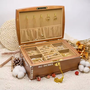 Boîte à bijoux en bois de <span class=keywords><strong>noyer</strong></span>/cerisier <span class=keywords><strong>massif</strong></span> écologique de qualité supérieure, décoration d'intérieur, gravure au laser du logo, boîte personnalisée avec serrure et clé - Product Image 2