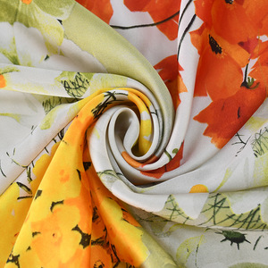 Pañuelo Cuadrado Retro de Moda para Primavera/Verano, Protección Solar, Diseño de Cadena, Flor de Anacardo, Amor, Caballo, Pequeño, Venta al Por Mayor - Product Image 1