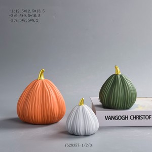 <span class=keywords><strong>Zucca</strong></span> in ceramica all'ingrosso <span class=keywords><strong>di</strong></span> colore bianco <span class=keywords><strong>zucca</strong></span> <span class=keywords><strong>di</strong></span> <span class=keywords><strong>Halloween</strong></span> artigianato porcellana <span class=keywords><strong>zucca</strong></span> - Product Image 4