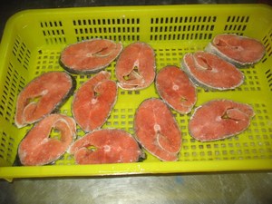 Bít Tết Cá Hồi Chum Đông Lạnh Ngon - Product Image 3